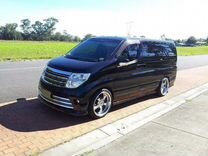 Nissan Elgrand 2.5 AT, 2009, 114 000 км, с пробегом, цена 900 000 руб.