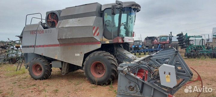 Комбайн Ростсельмаш РСМ-101 Вектор, 2011