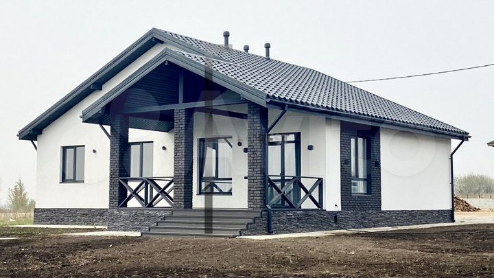 Коттедж 135 м² на участке 7 сот.