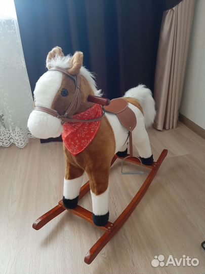 Качалка лошадь