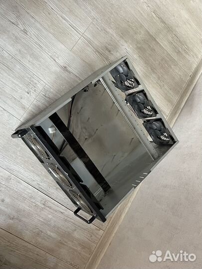 Корпус для майнинг фермы на 6-8 карт с кулерами