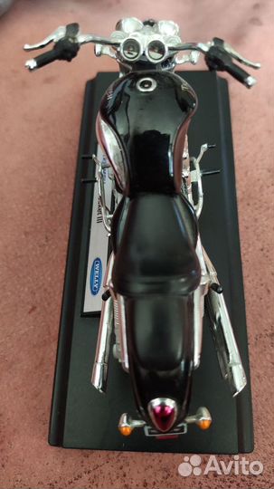 Коллекционная модель мотоцикла Triumph Rocket III
