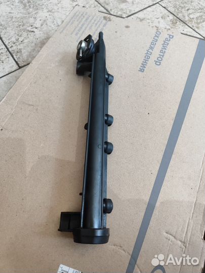 Топливная рейка vag agn apg 1.8