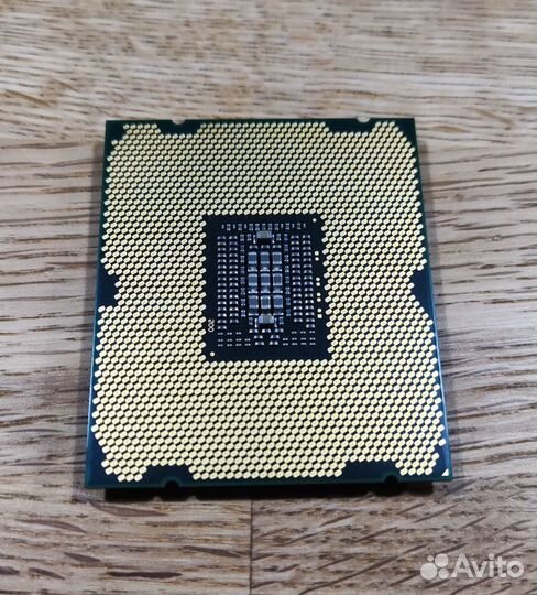Процессор Intel Xeon E5-2640 LGA2011 6 ядер