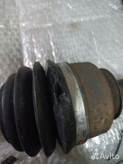 Левый привод Kia Sorento 1