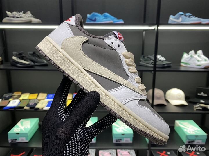 Кроссовки Nike Air Jordan 1 Low x Travis Scott 