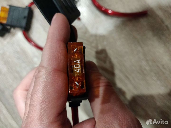 Держатель предохранителя + 40А
