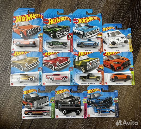 Машинки Hot Wheels / Premium/ id / color