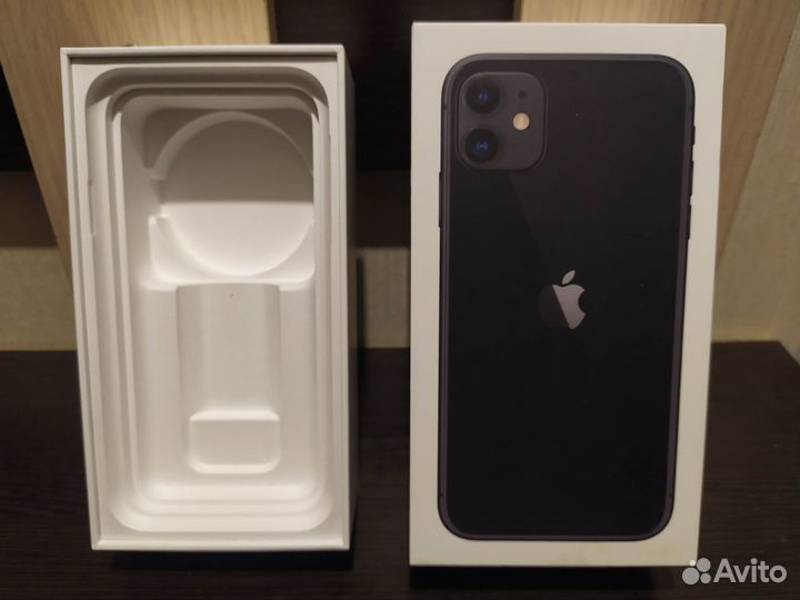 Коробка от iPhone 7(32,black)
