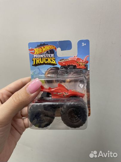 Машинка монстр трак Hot Wheels