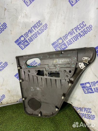 Дверная карта задняя левая Chevrolet Trailblazer