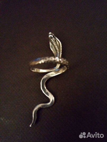 Кольца и к-т с марказитами из серебра 925 пробы