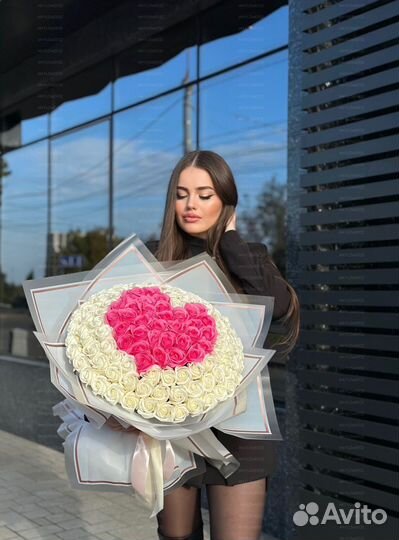 Шикарный букет роз цветов мыльные сердце 101 роза