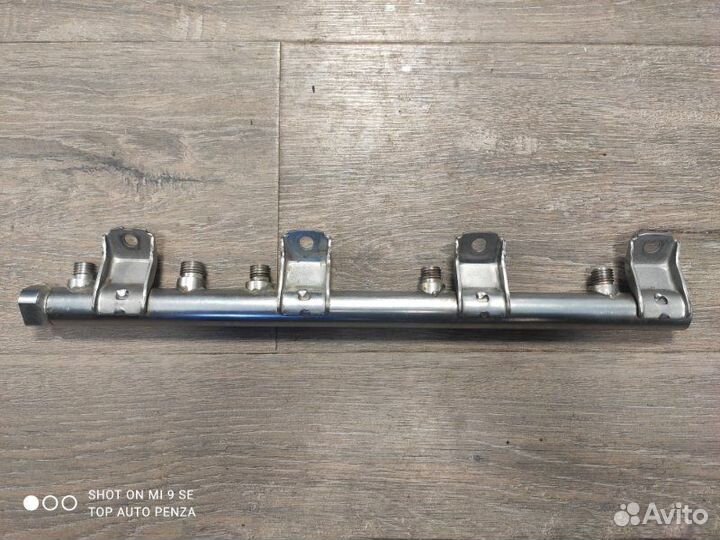 Топливная рейка рампа Bmw X5 E70 N63B44