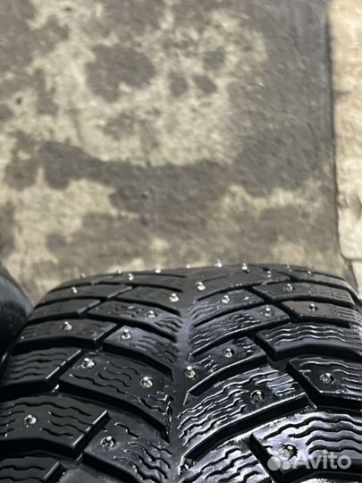 Michelin X-Ice North 4 185/65 R15