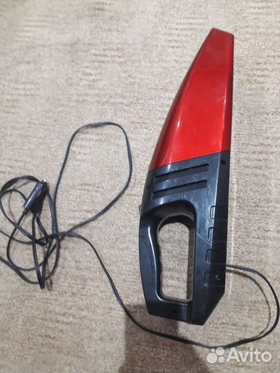 Автомобильный пылесос