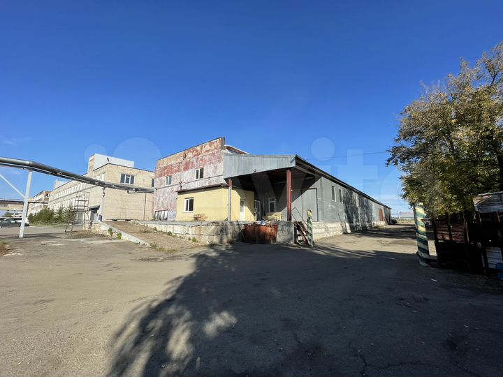 Склад, 680 м²