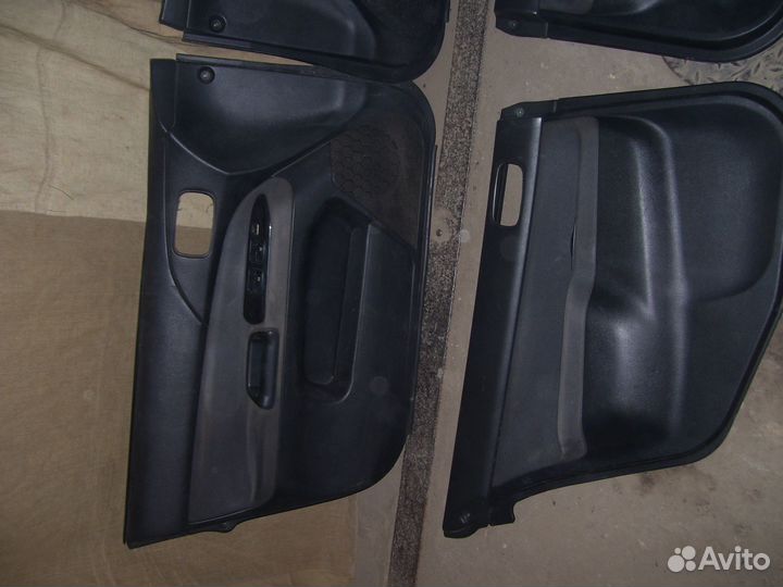 Митсубиси ланцер 9 обшивка двери