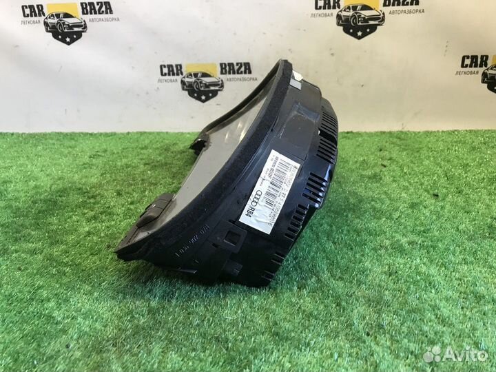 Панель приборов Audi A4