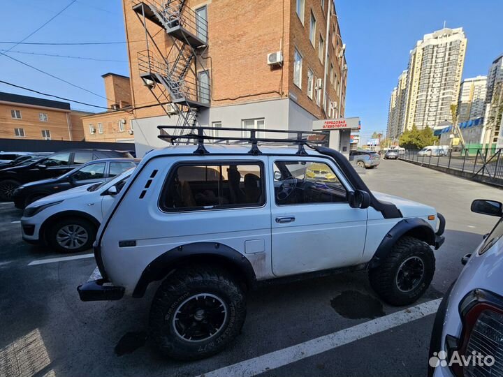 LADA 4x4 (Нива) 1.7 МТ, 2002, 192 000 км