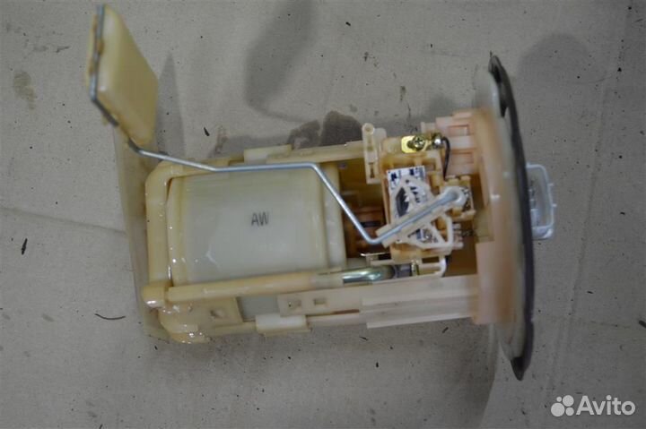 Насос топливный электрический Nissan Sunny fb15 1