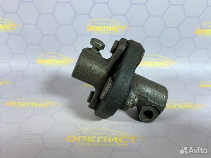 Рулевой карданчик Opel Vectra A