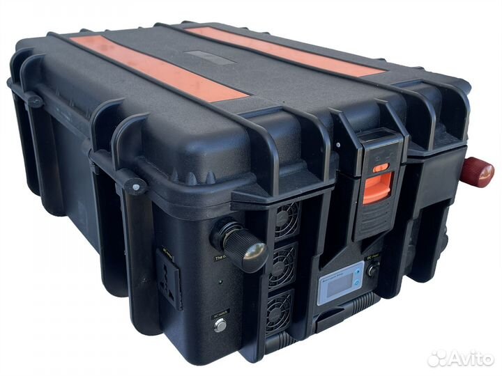 Большой походный аккумулятор с розеткой 220В 1000W