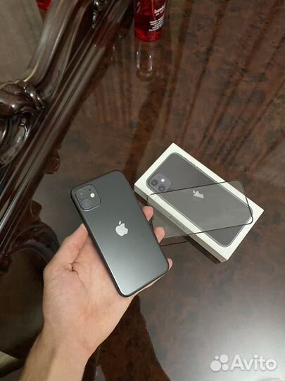 iPhone 11, 128 ГБ