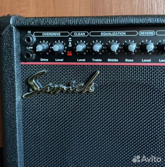 Комбоусилитель для электрогитары