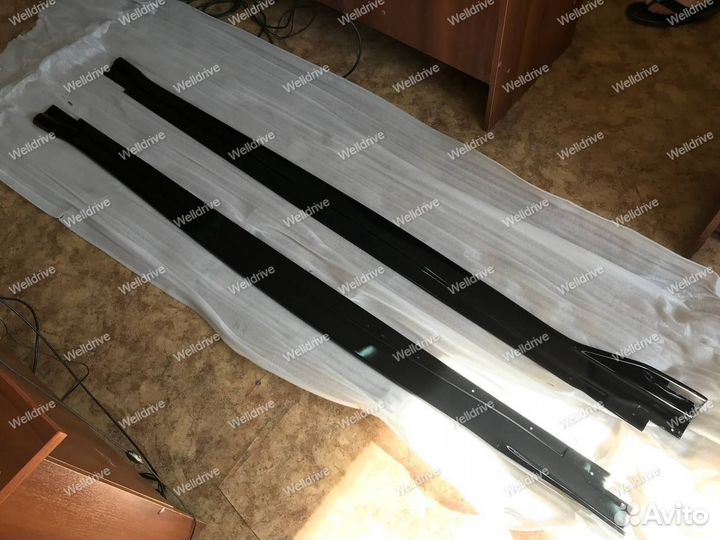 Лезвия с плавниками BMW X6 F16 черный глянец