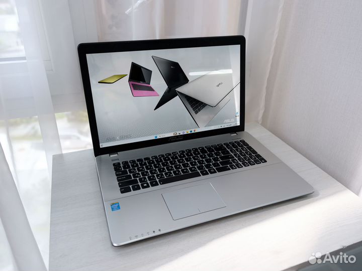 Игровой ноутбук Asus 17 дюймов (Core i7)