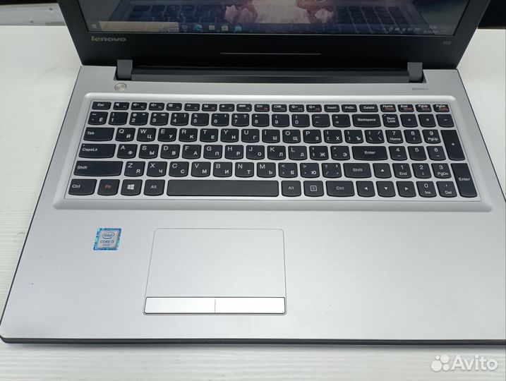 Lenovo i5 6Gen/6/Ssd 240/R5 2Gb