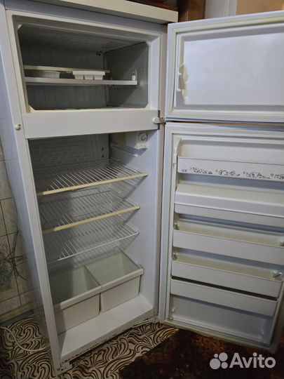 Холодильник атлант бу