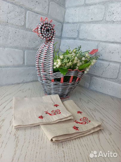 Корзина плетеная пасхальная курочка