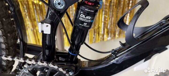 Рама giant reign 0 2013год новая