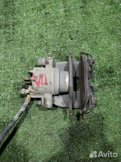 Суппорт тормозной передний левый Ford Focus 1.6