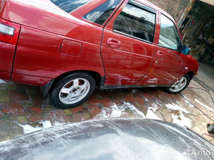 ВАЗ 2110 1.5 МТ, 2004, 187 700 км