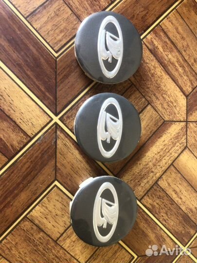 Колпачки на литые диски LADA vesta sw cross