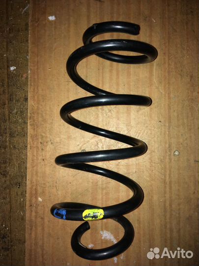 Рено Дастер задняя пружина 4х2 Оригинал