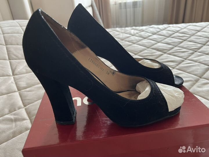Туфли женские черные 36 размер