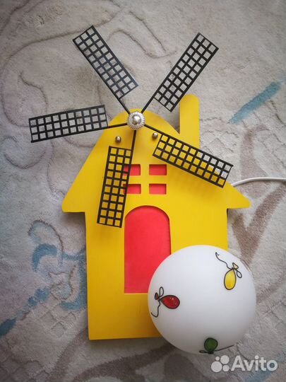 Светильник интерактивный