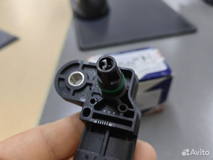 Датчик абсолютного давления Bosch 0281006051 ориг