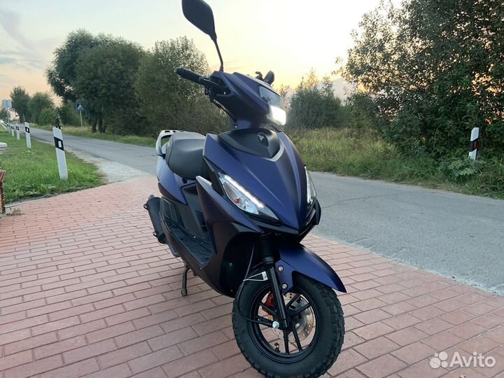 VMC Corsa RS Скутер
