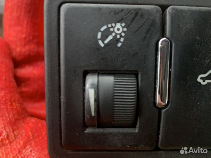 Geely emgrand ec7 кнопка освещения панели приборов