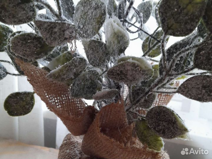 Декоративный цветок