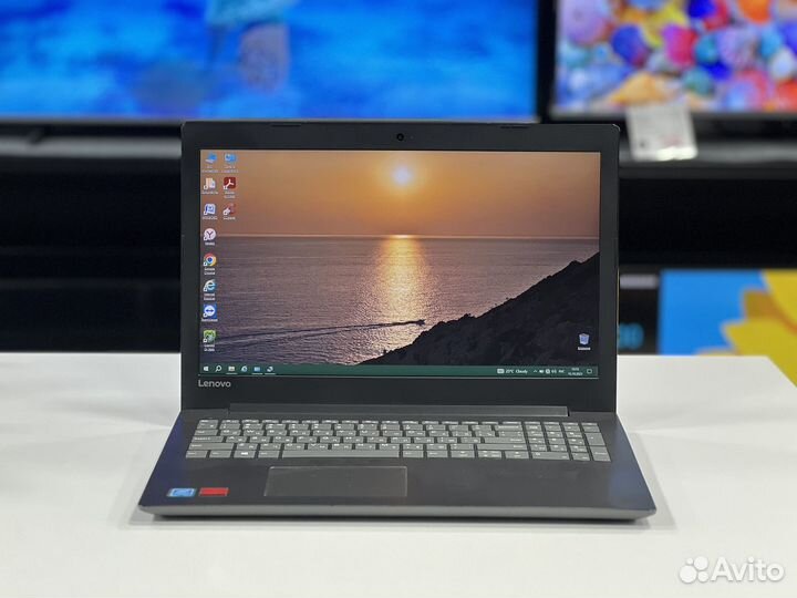 Игровой ноут 4 ядра 8G озу SSD256g Карта 2G