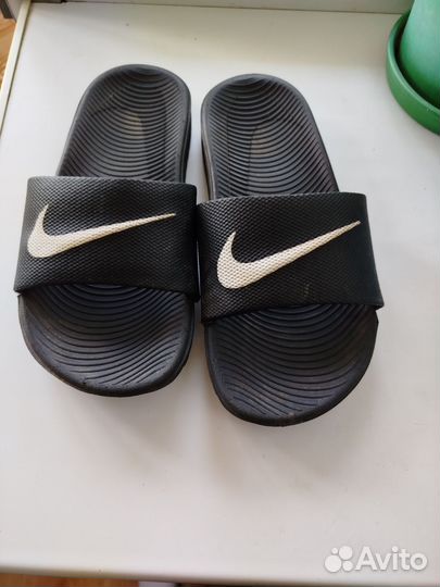 Шлёпанцы. Р 32. Nike
