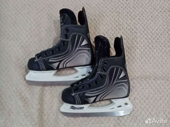 Коньки хоккейные active