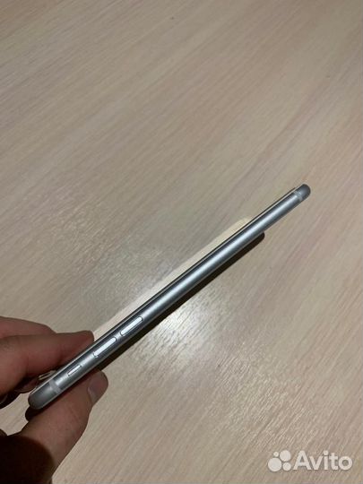 Телефон iPhone 8 plus