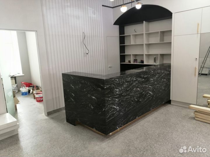 Стойка ресепшен со склада